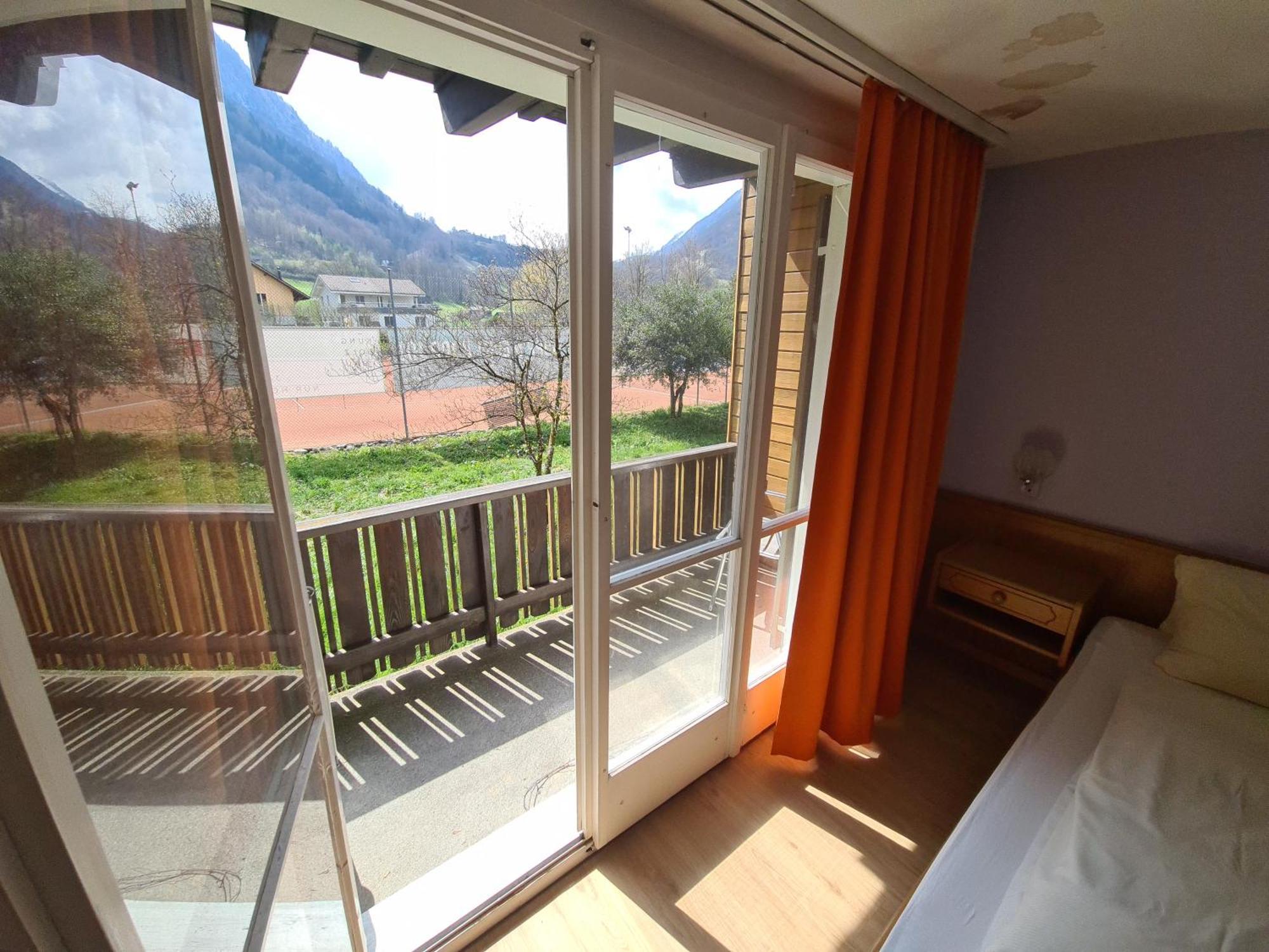 Hotel Krone - Giswil Екстериор снимка